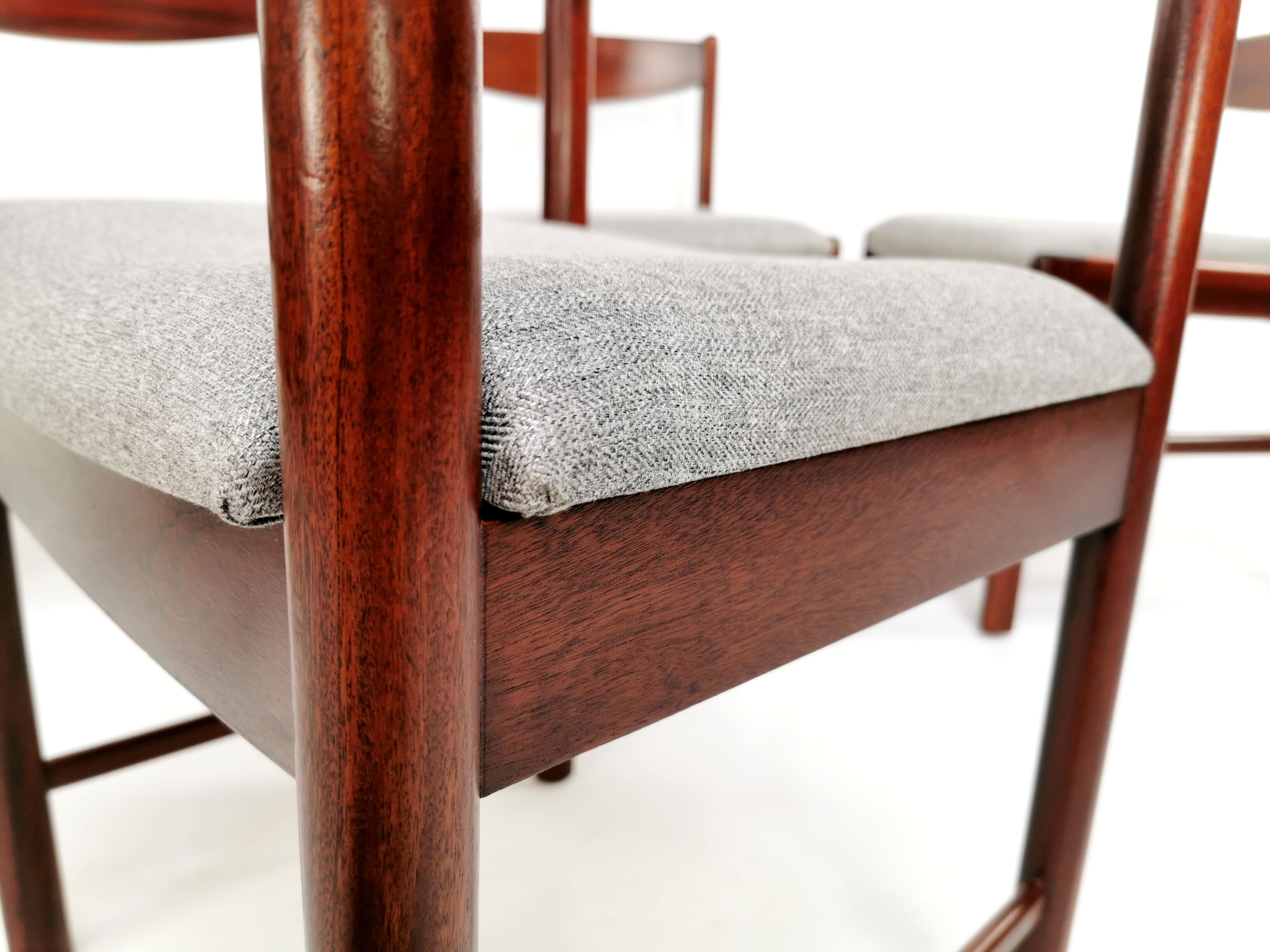 Set of 6 newly upholstered Mcintosh grey herringbone rosewood dining chairs