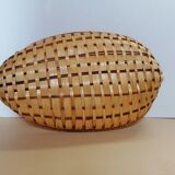 Braided wicker zoomorphic bread basket