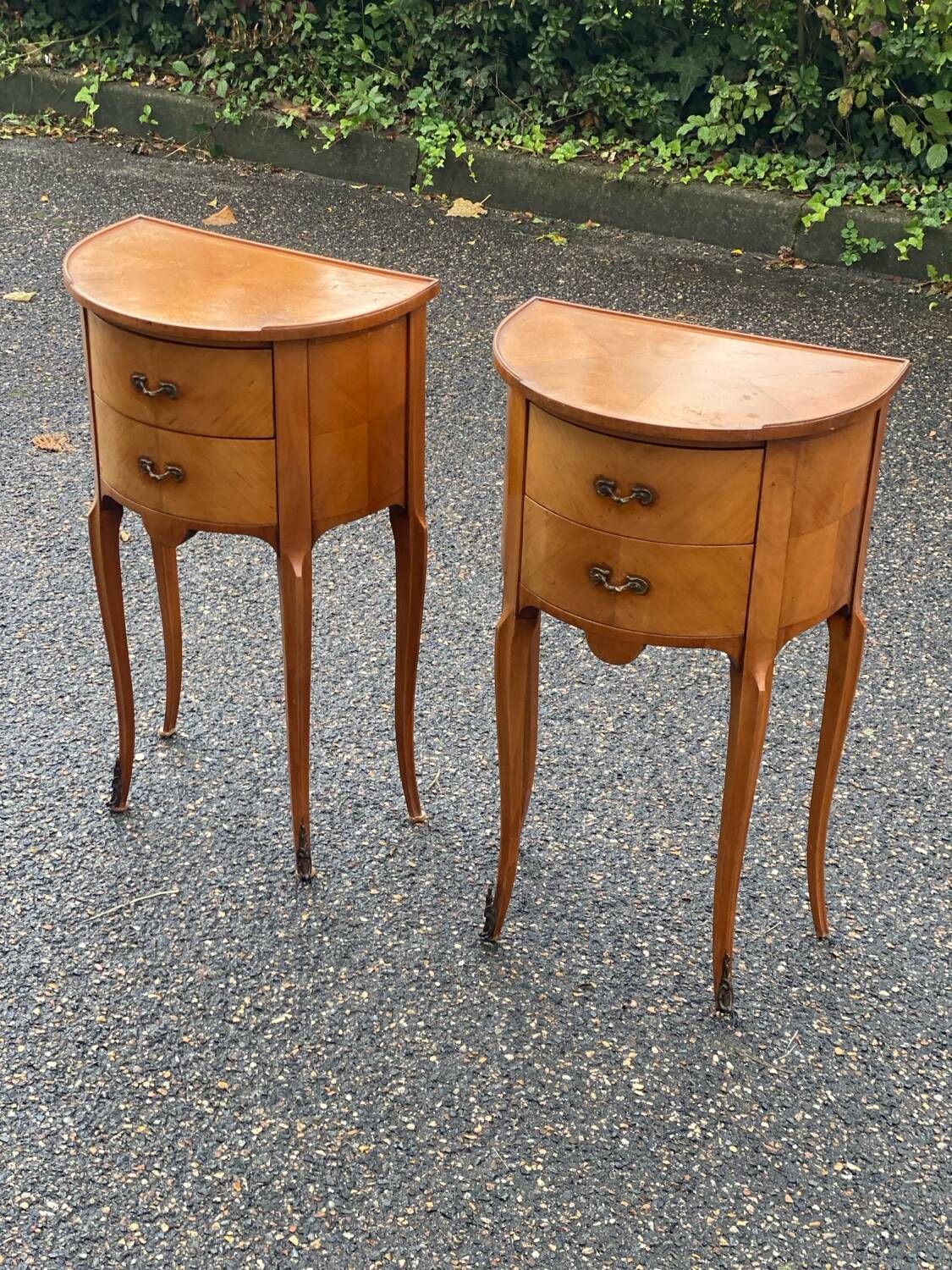 Pair of Louis XV bedside tables in wood and marquetry with drawers