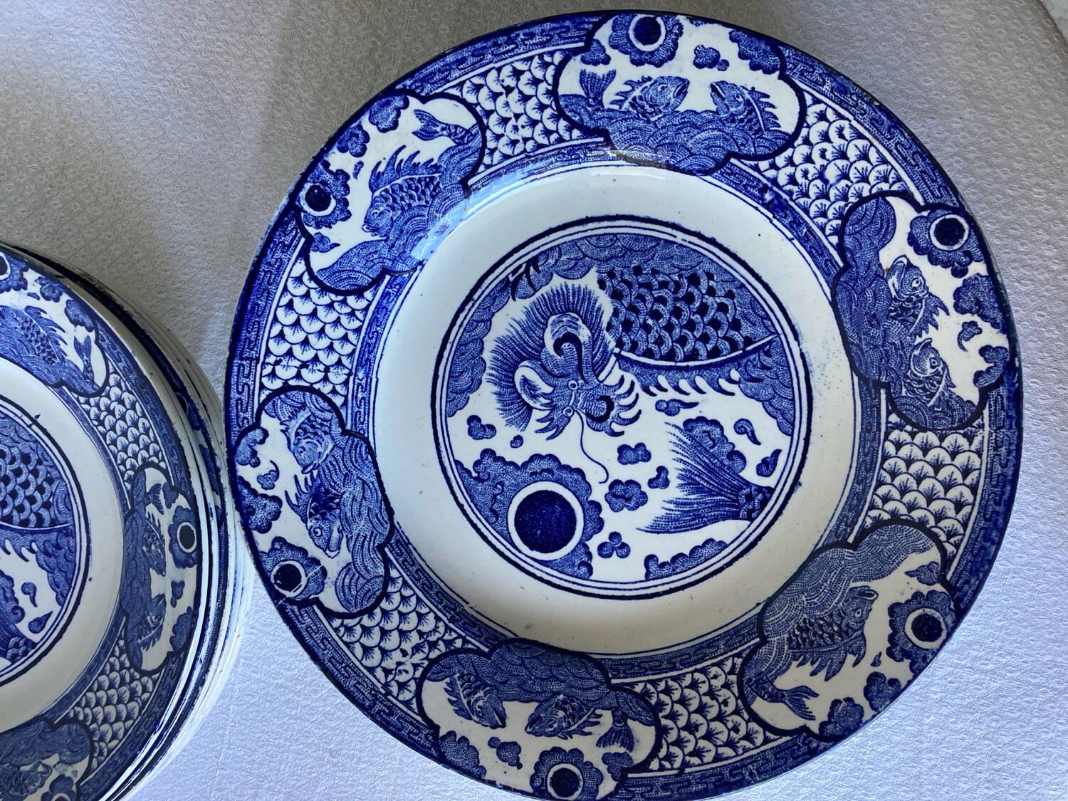 16 table plates Longwy, Fish model