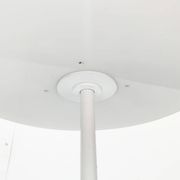 Lampadaire minimaliste de Bega, Allemagne