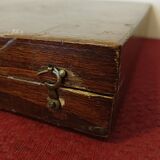 Old mahogany game box with bone tokens, XIXth century