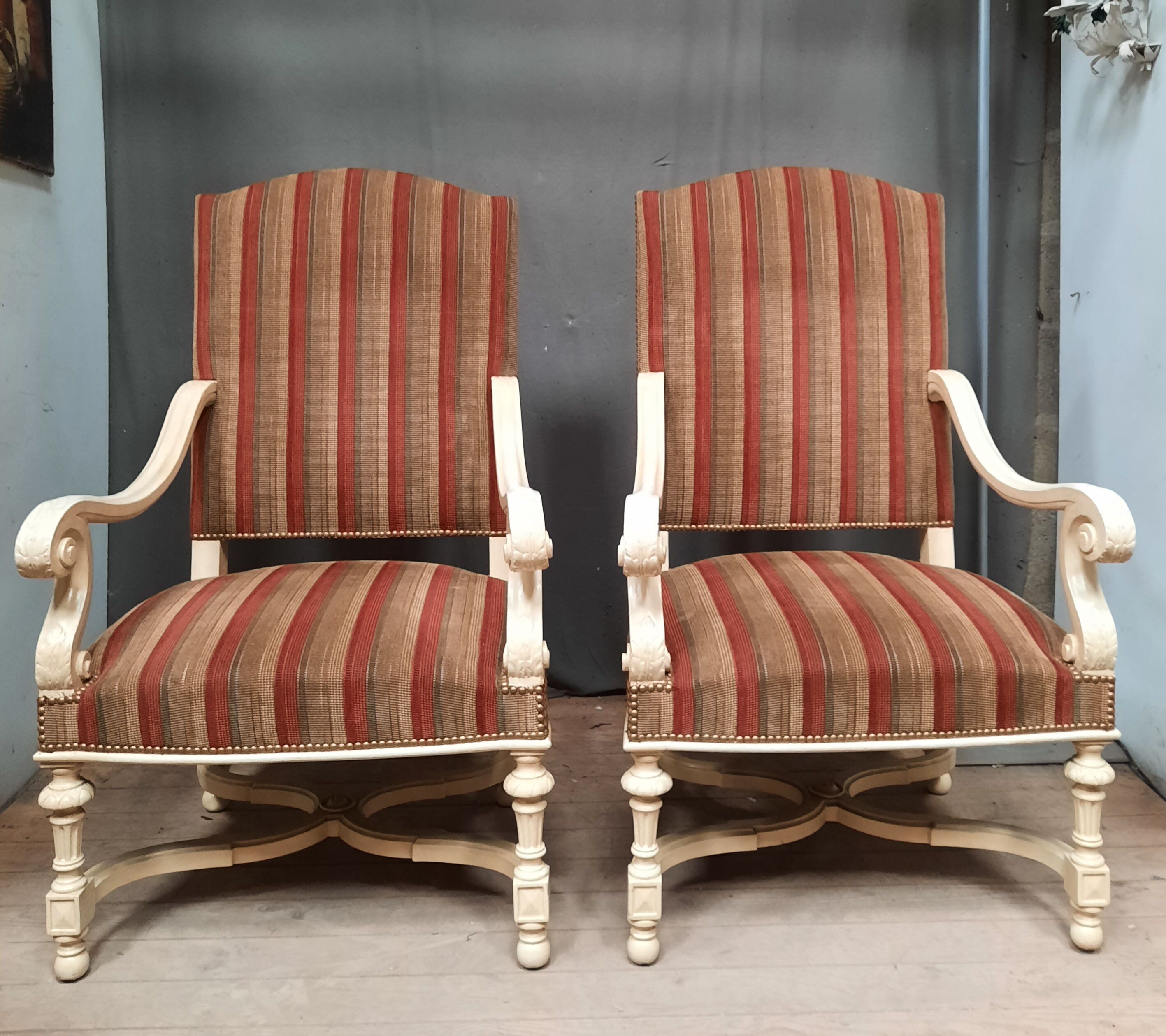 Pair of armchairs