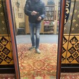 Between two mirror with beveled glass