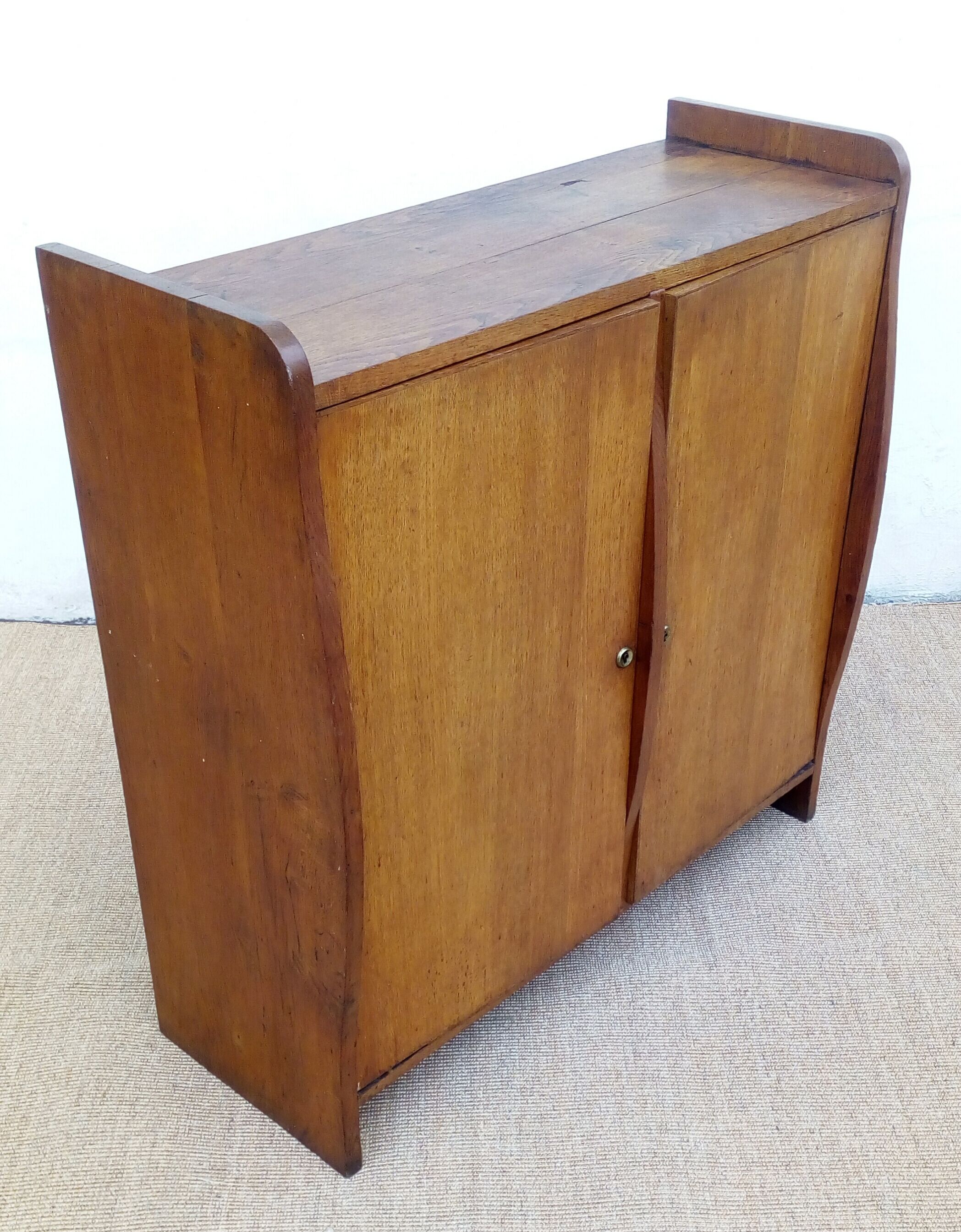 Armoire scolaire