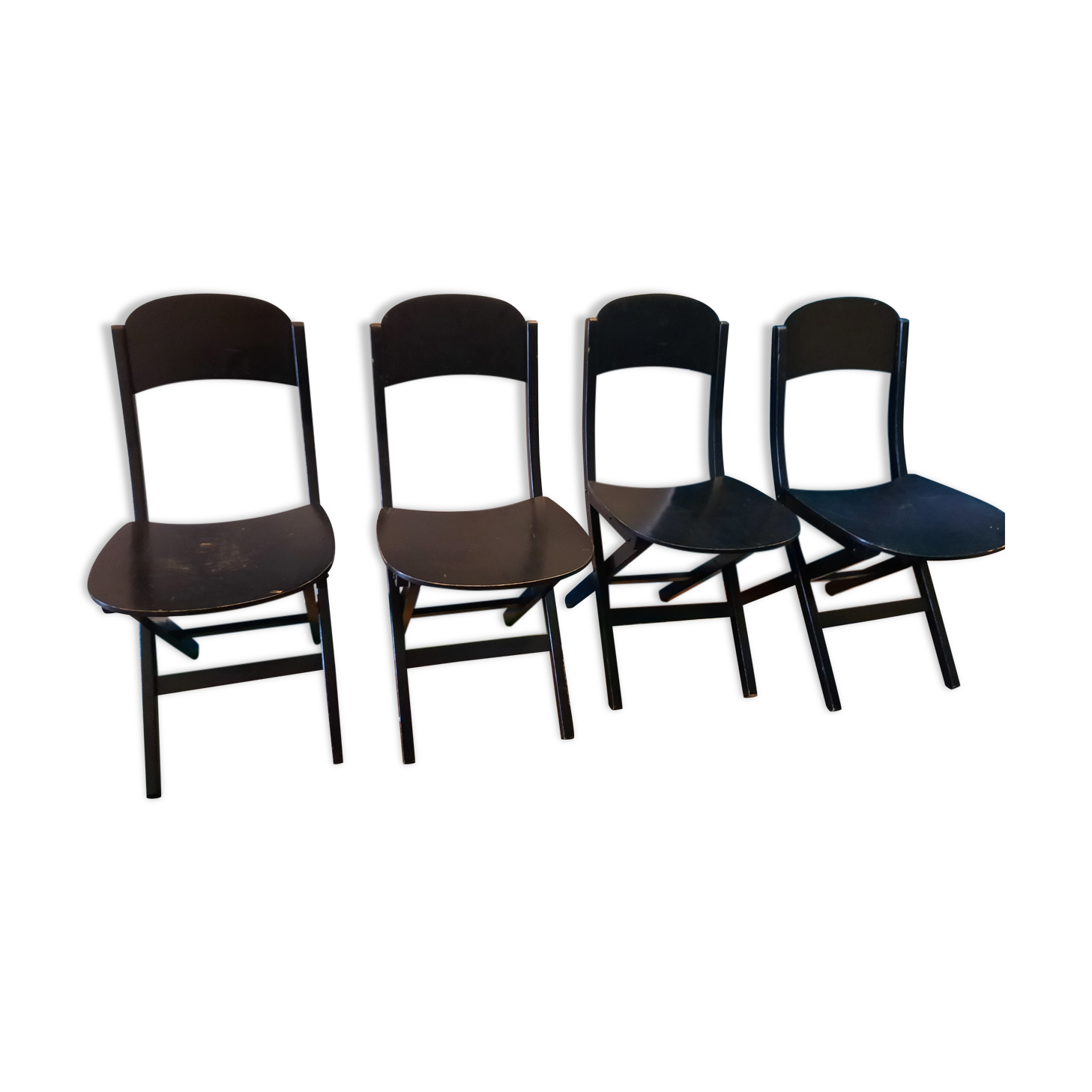 4 folding chairs