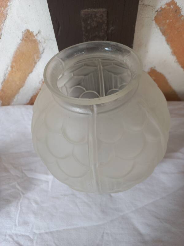 Ceiling light art deco globe chandelier