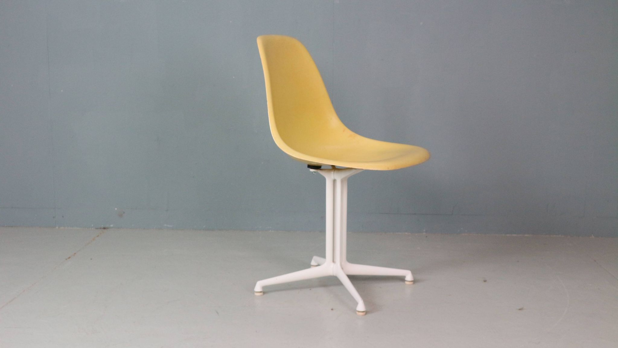 Charles & Ray Eames "La Fonda" Light Yellow Fiberglass Chairs Herman Miller