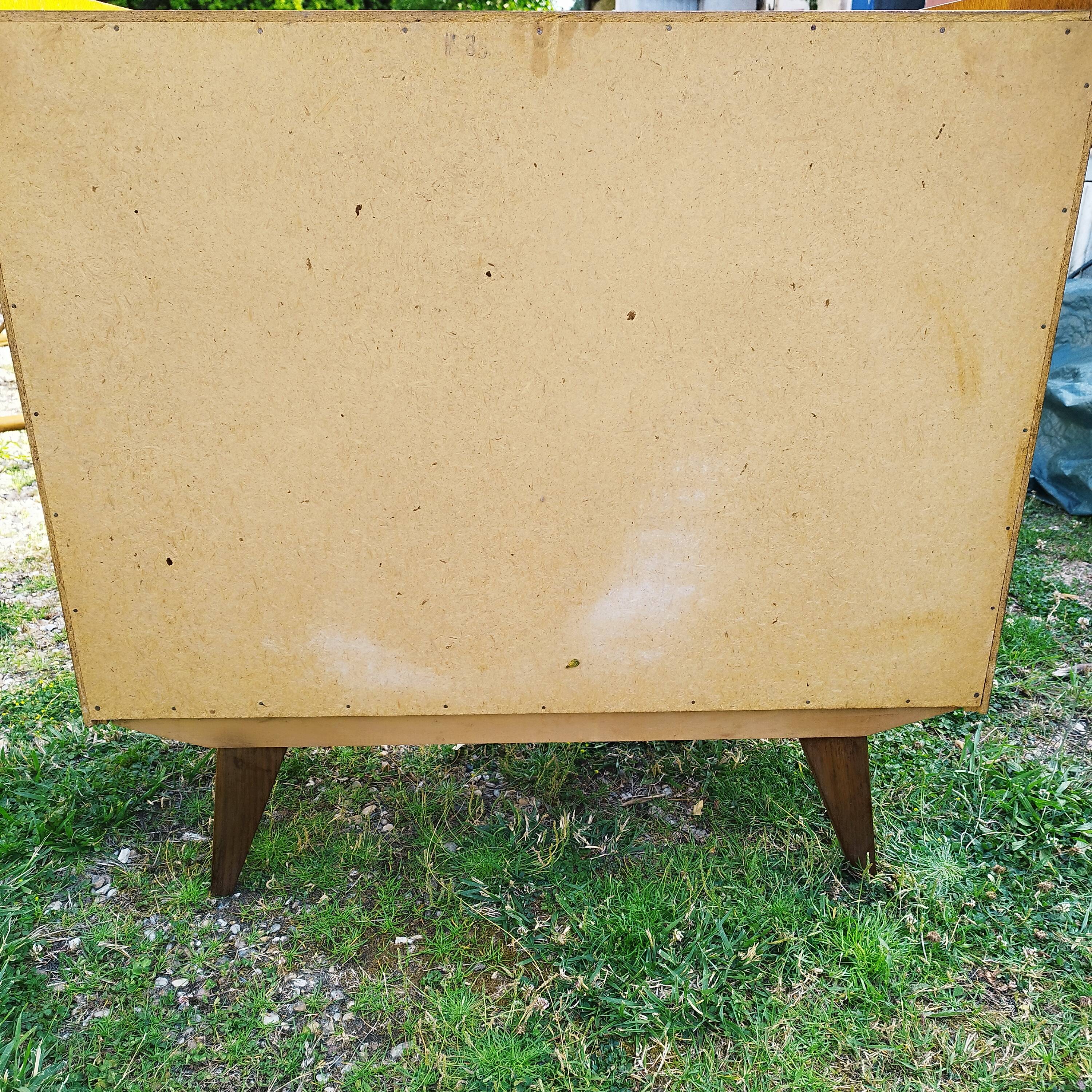 Vintage chest of drawers
