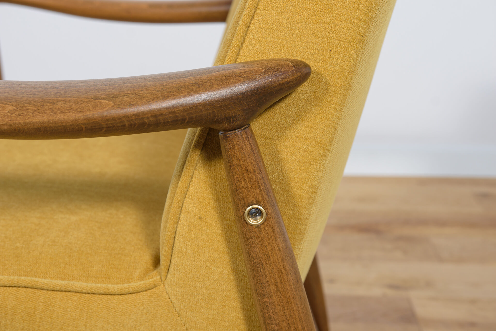 GFM-87 armchairs by Juliusz Kedziorek for Gościcińskie Furniture, 1960s, Set of 2