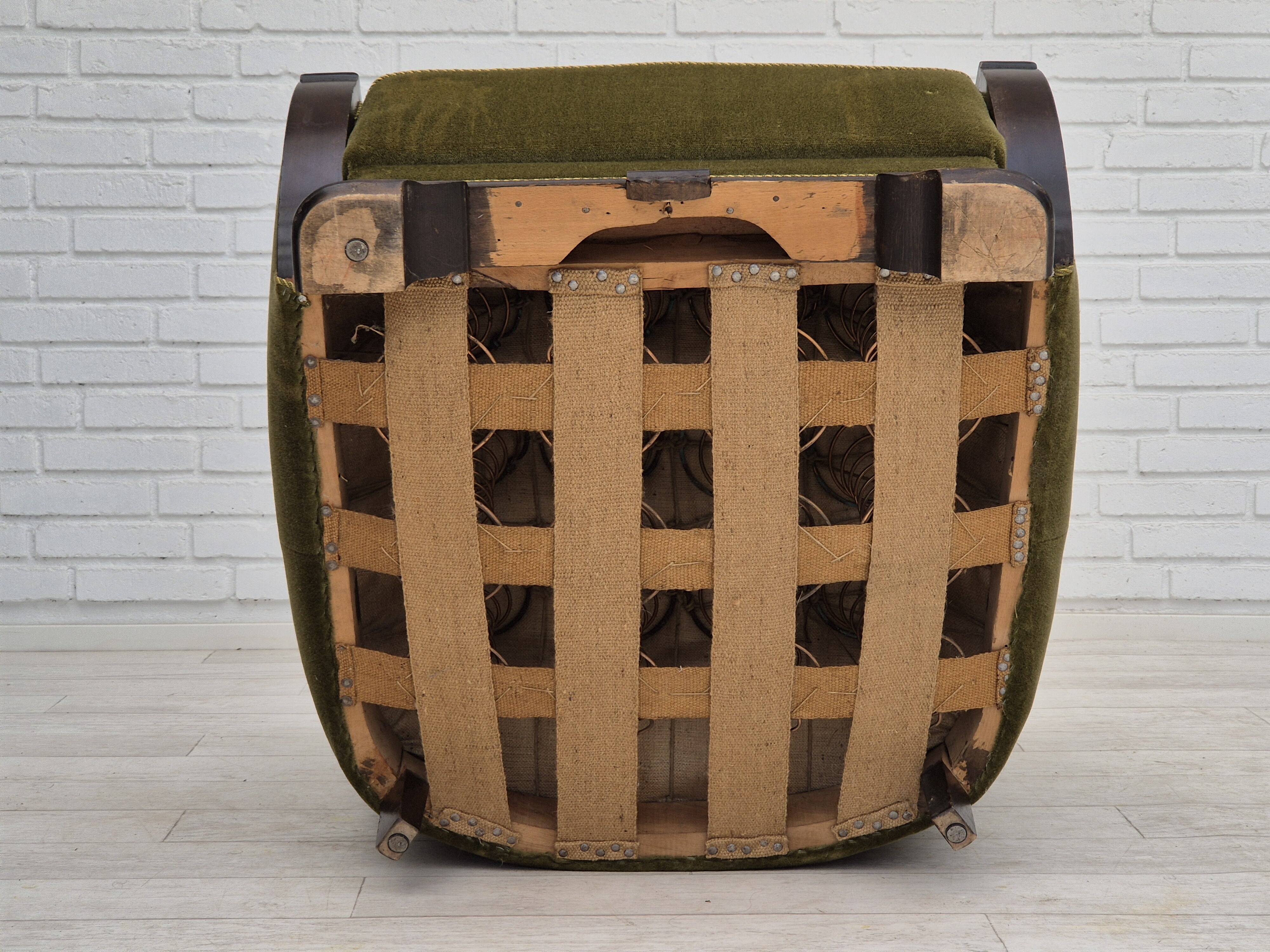 Fauteuil danois en tissu vert et chêne, 1960