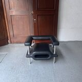 ‘Magazine’ easy chair and 2-seater by Michael Young