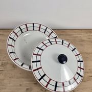 Soup tureen with lid Lou Basquez manufacture Saint-Amand