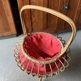 Round rattan worker - pink fabric