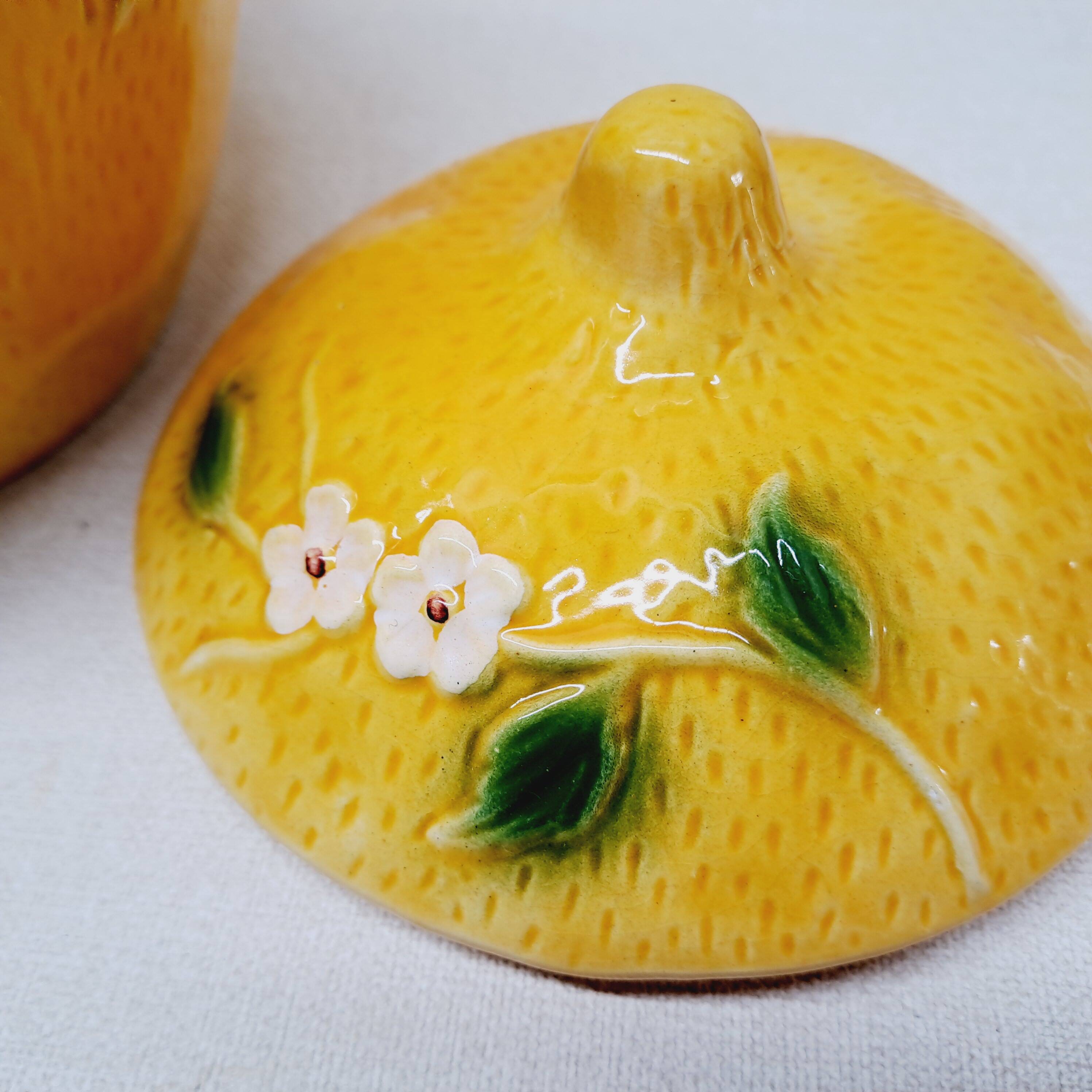Covered pot lemon slip