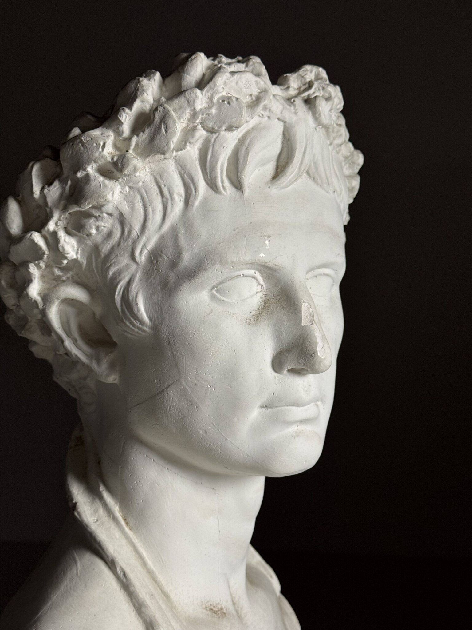 Buste en plâtre de l'empereur Auguste