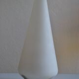 Lampe de table vers 1950 60 en verre opalin blanc