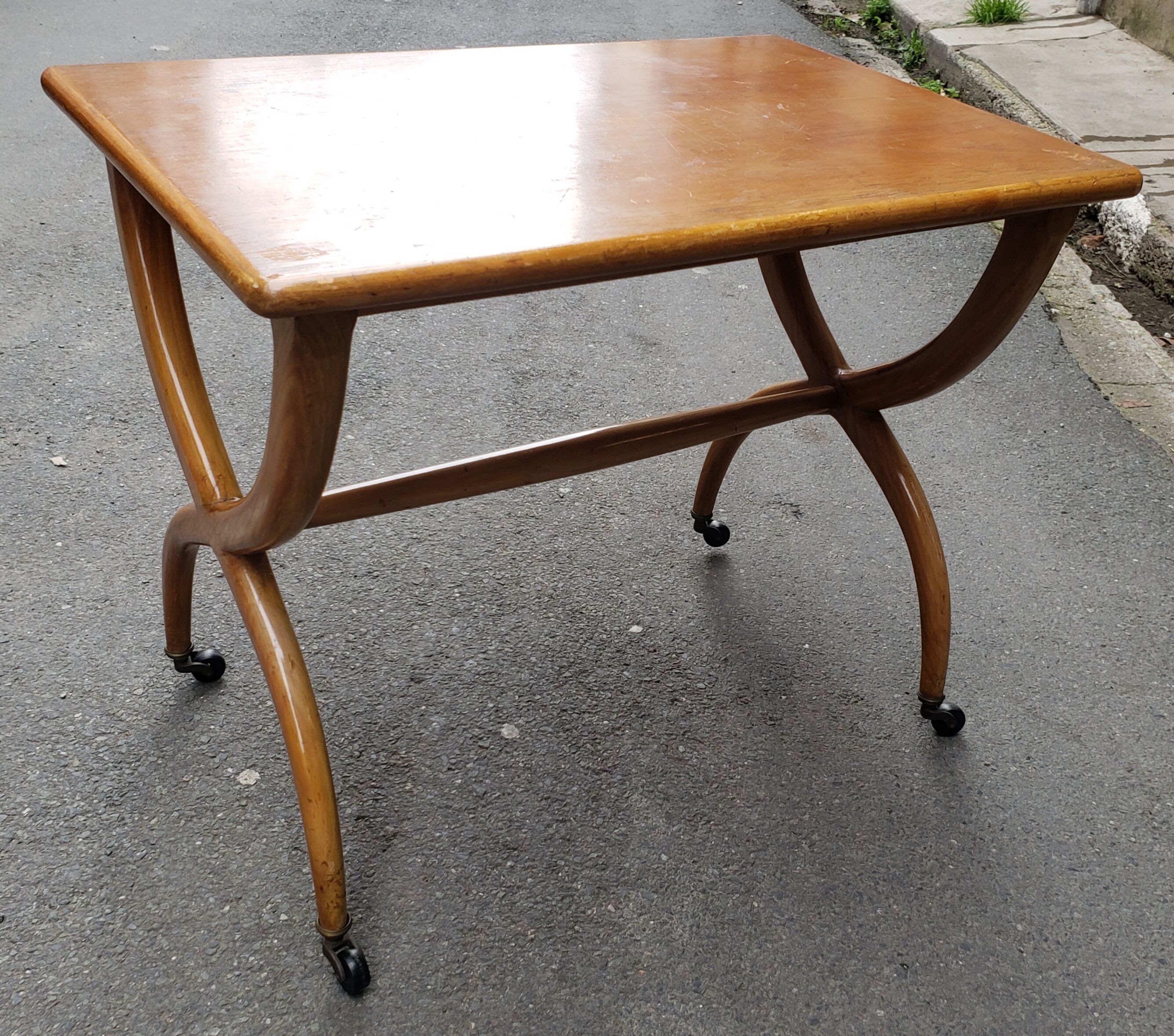 Side table on wheels Italian design 50s