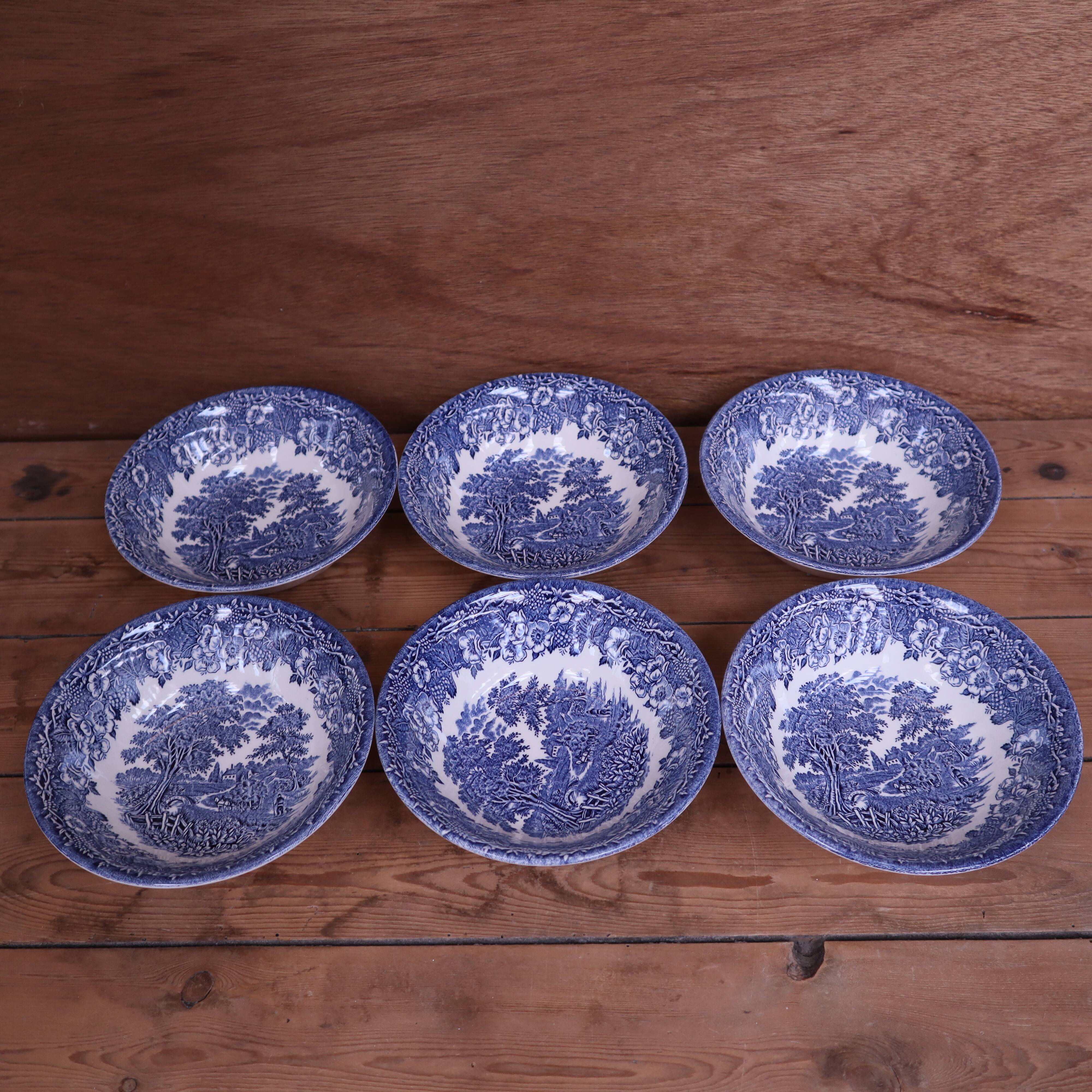 6 vintage bowls EIT England - Staffordshire / Wedgwood style