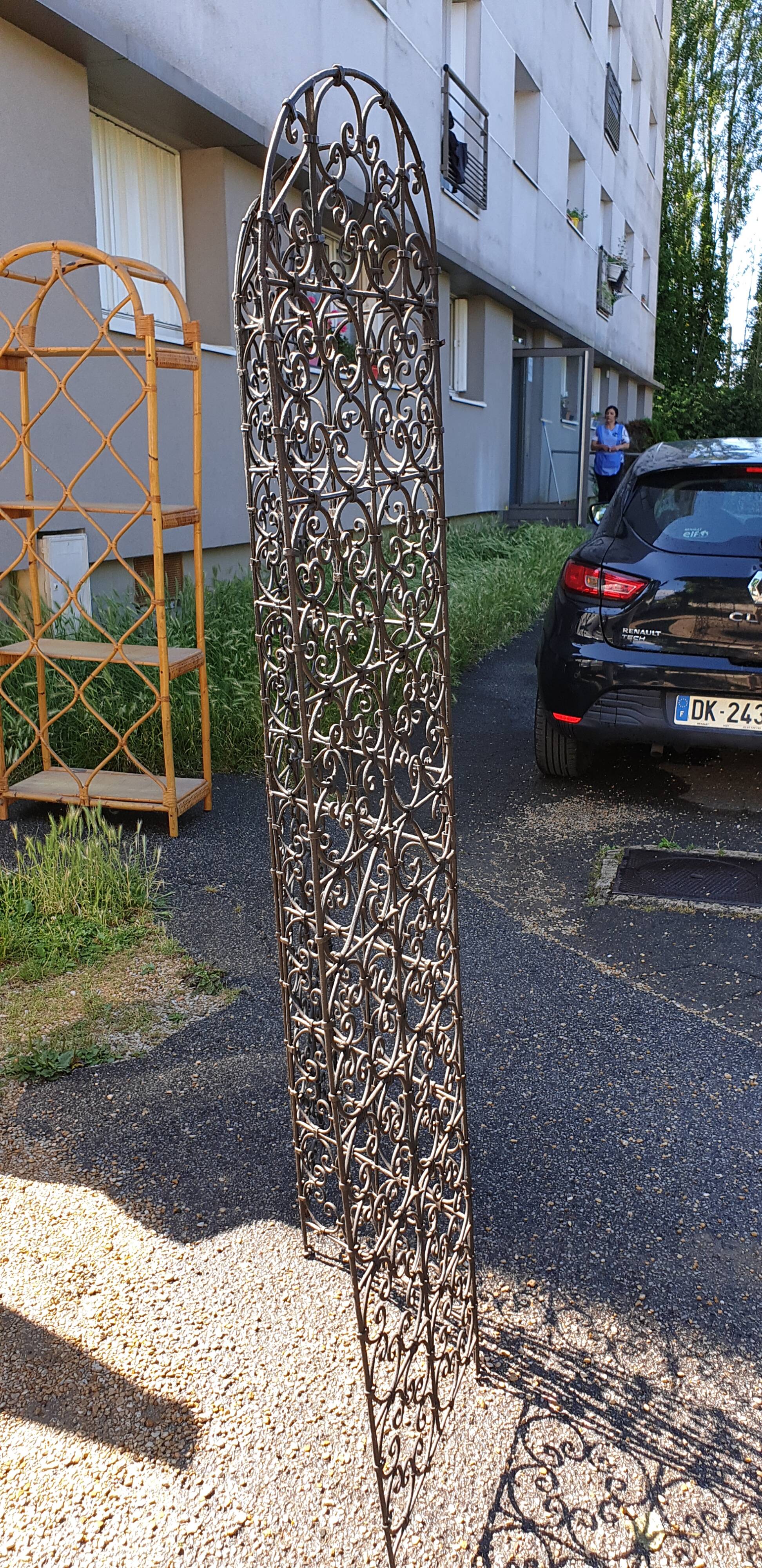 Wrought iron screen 3 leaves