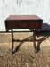Table basse dessus cuir