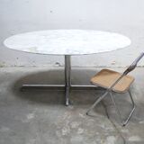 Vintage oval marble table published by Roche Bobois