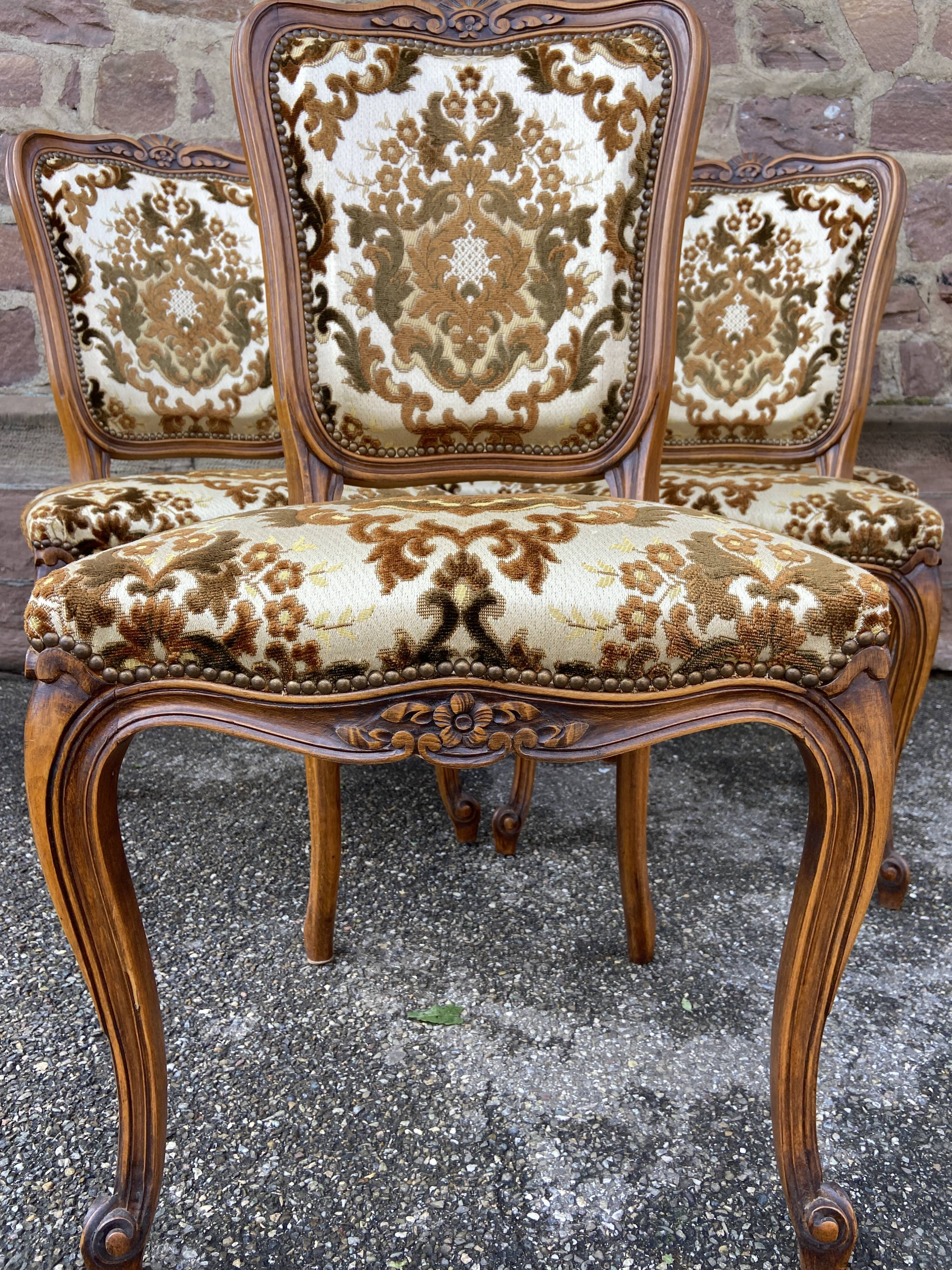 Set of 6 vintage Louis XV style French chairs, velvet upholstered, 1950s