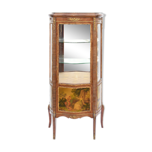 vitrine galbée