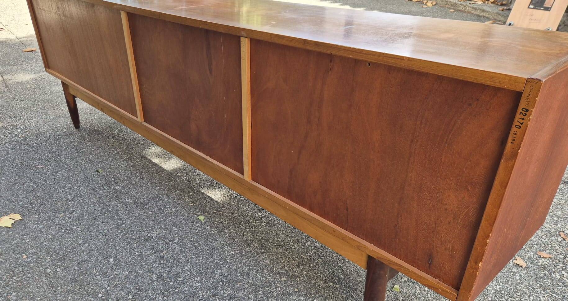 Enfilade scandinave en teck. 1950