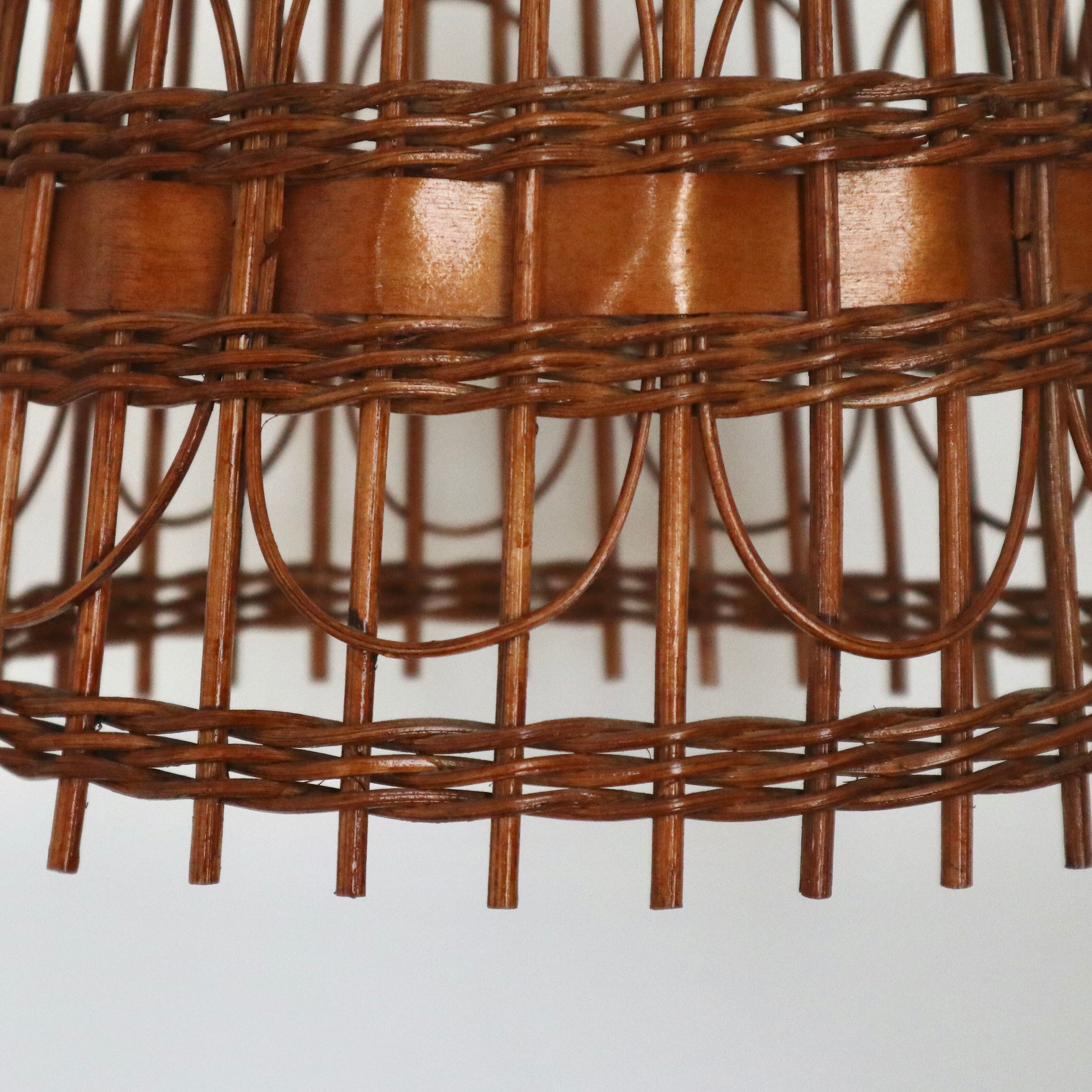 Rattan and wood slaughter day