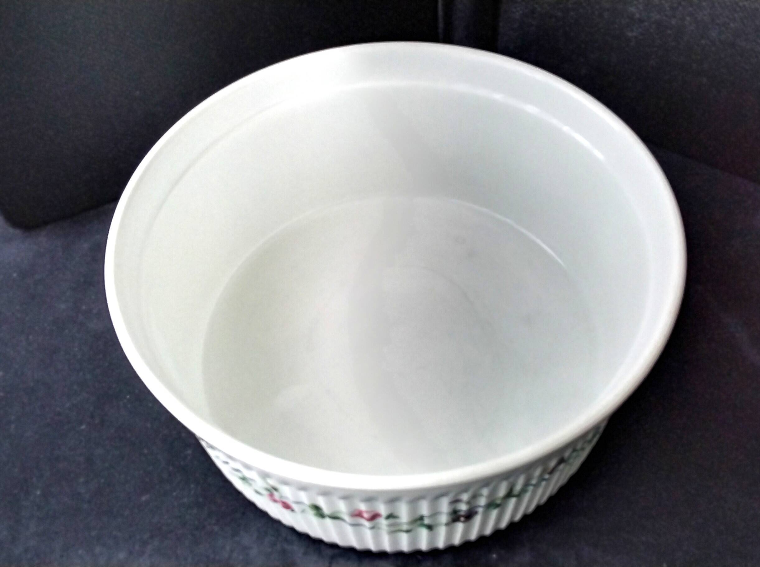 Large soufflé dish in Paris porcelain