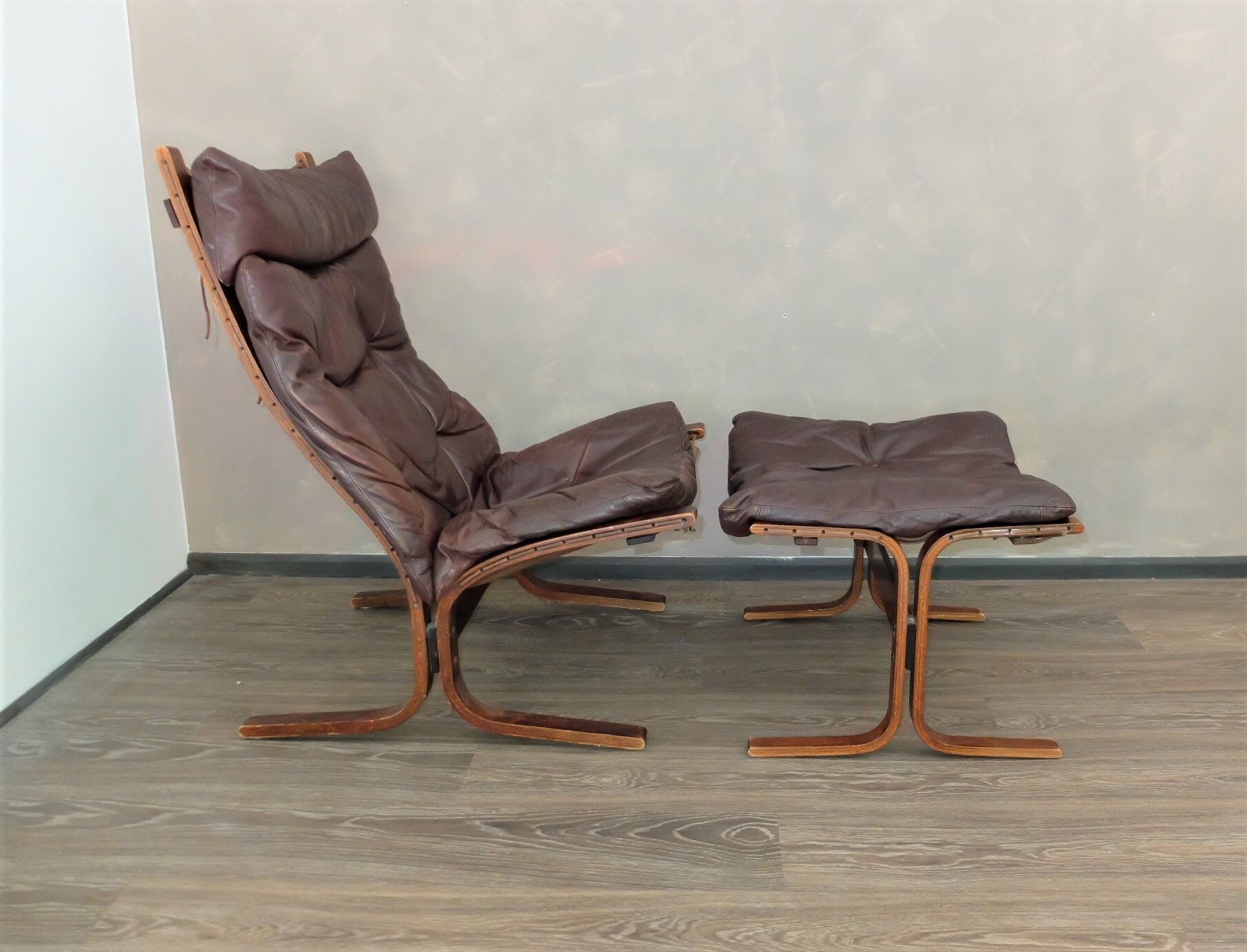 Armchair siesta with its footrest by Ingmar Relling 1960