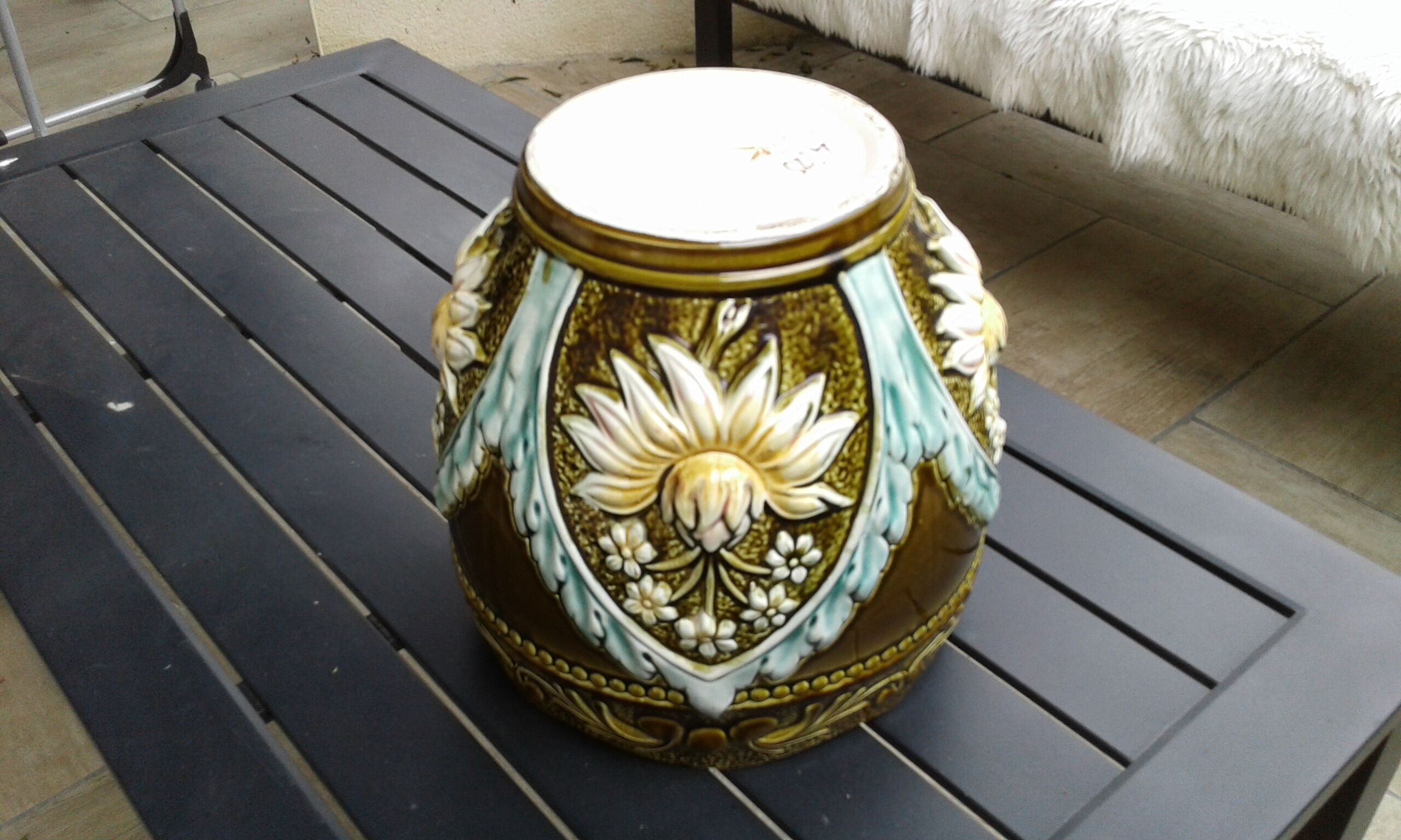 Barbotine pot cache Art Nouveau