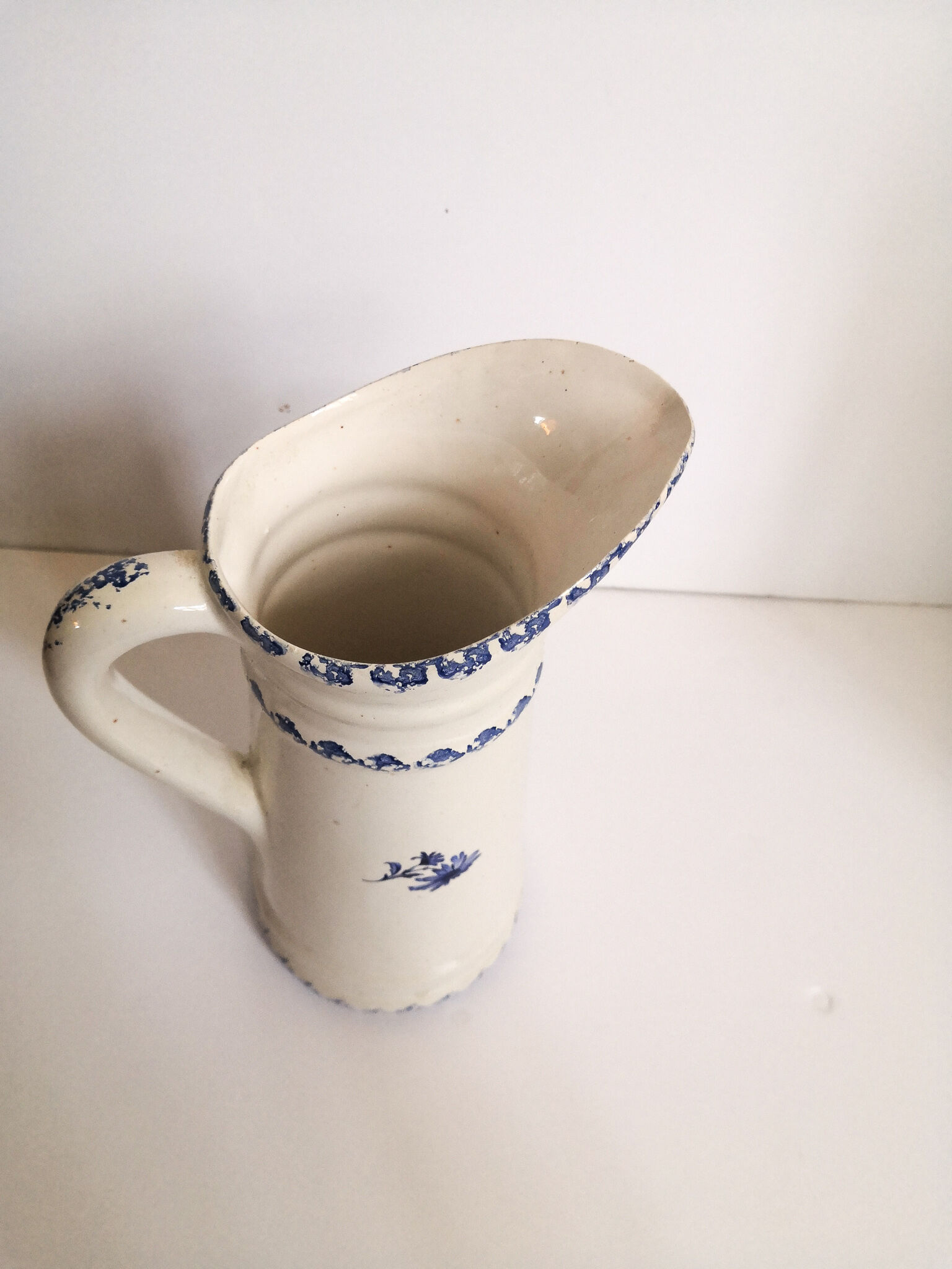Sandstone pitcher
