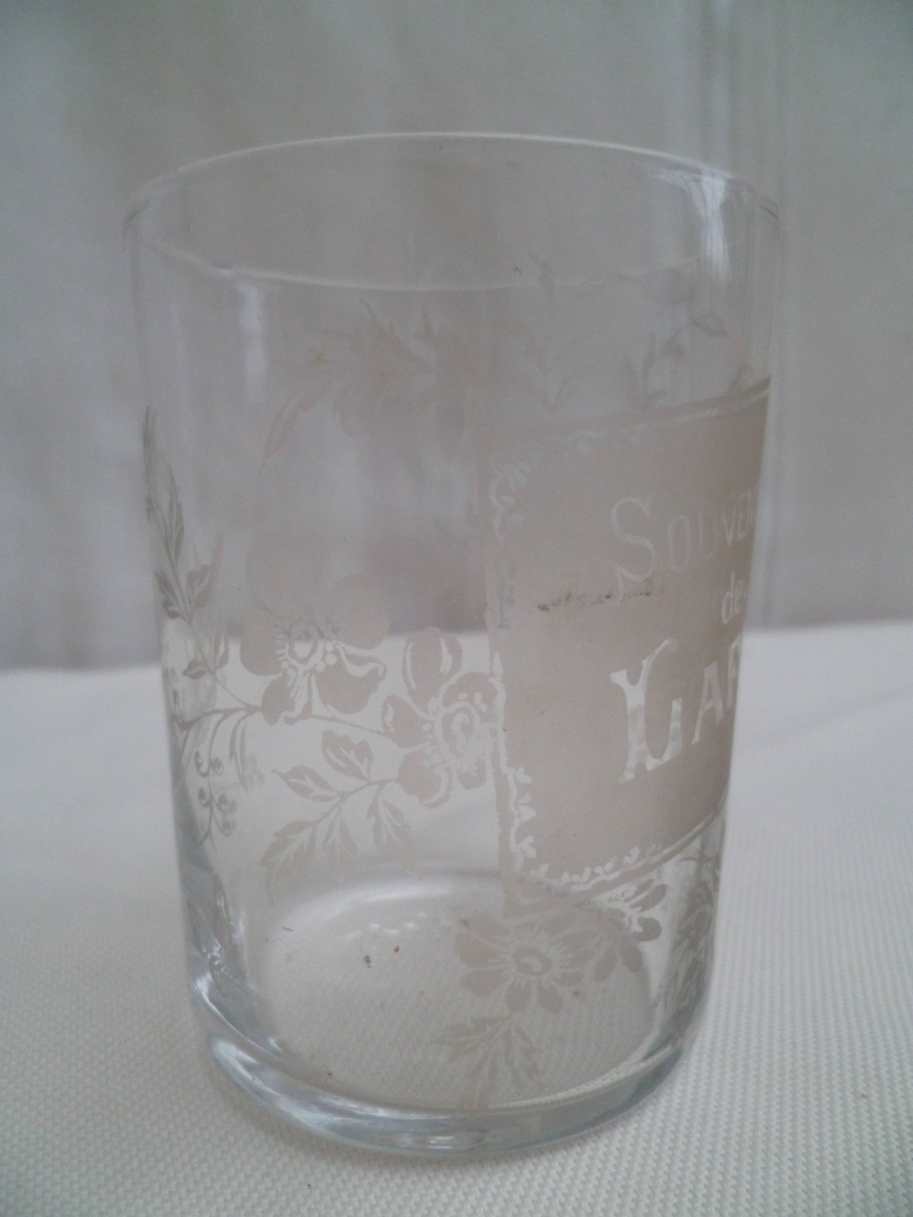 Two former glasses cups engraved Souvenir
