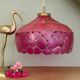 Suspension abat-jour vintage en nacre rose