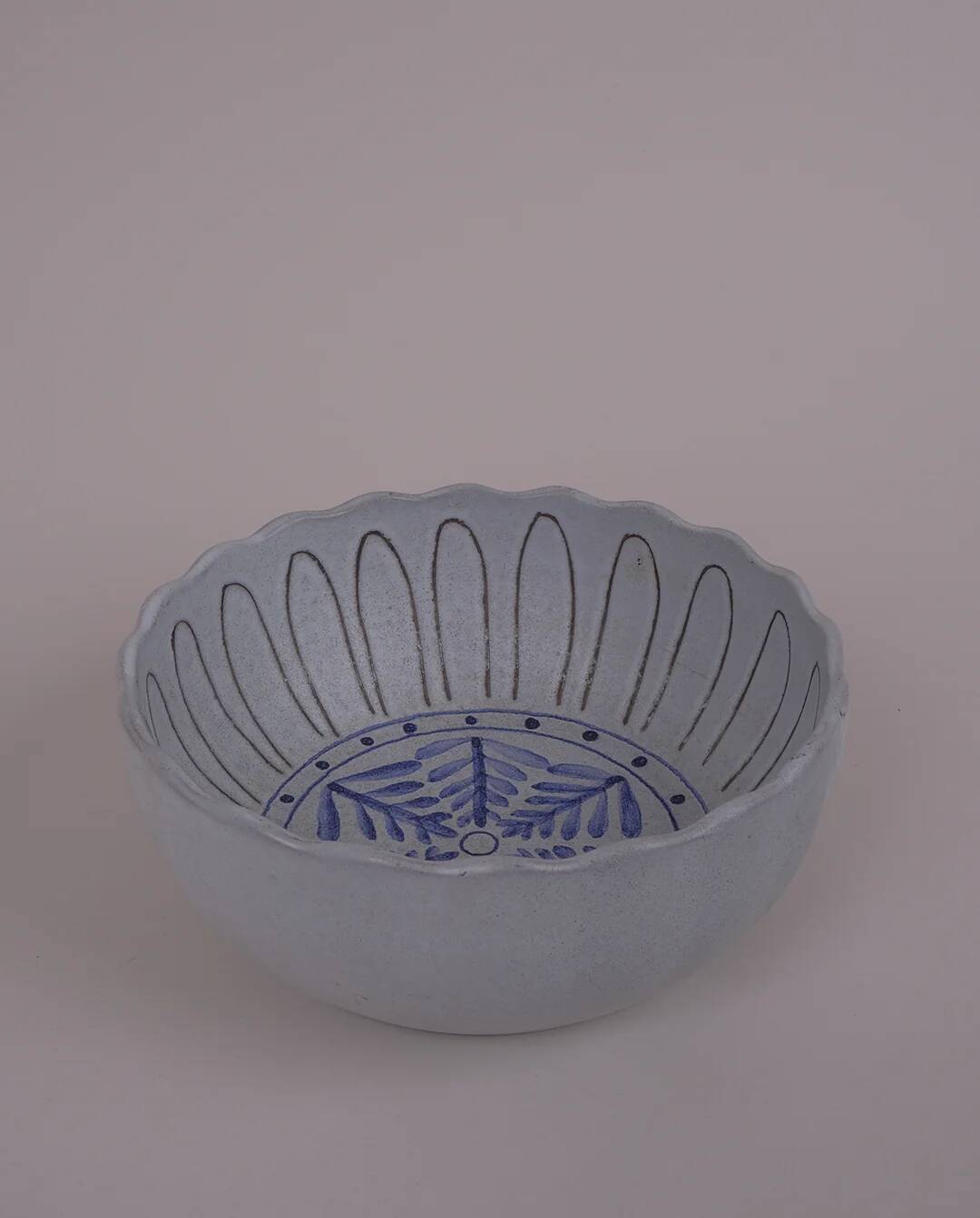 Stoneware salad bowl