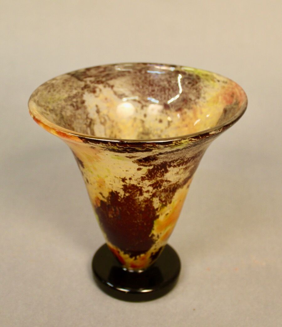 Schneider glass paste cup