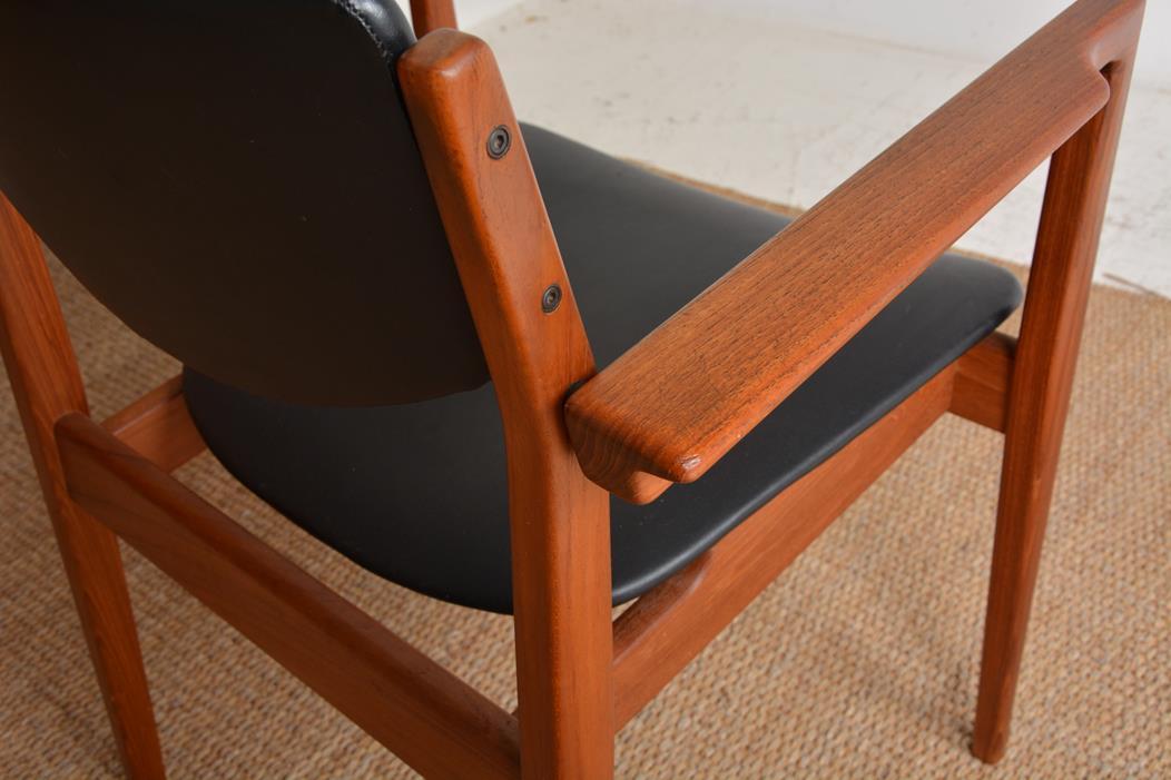 Armchair number "196" by Finn Juhl for France & Søn 1960