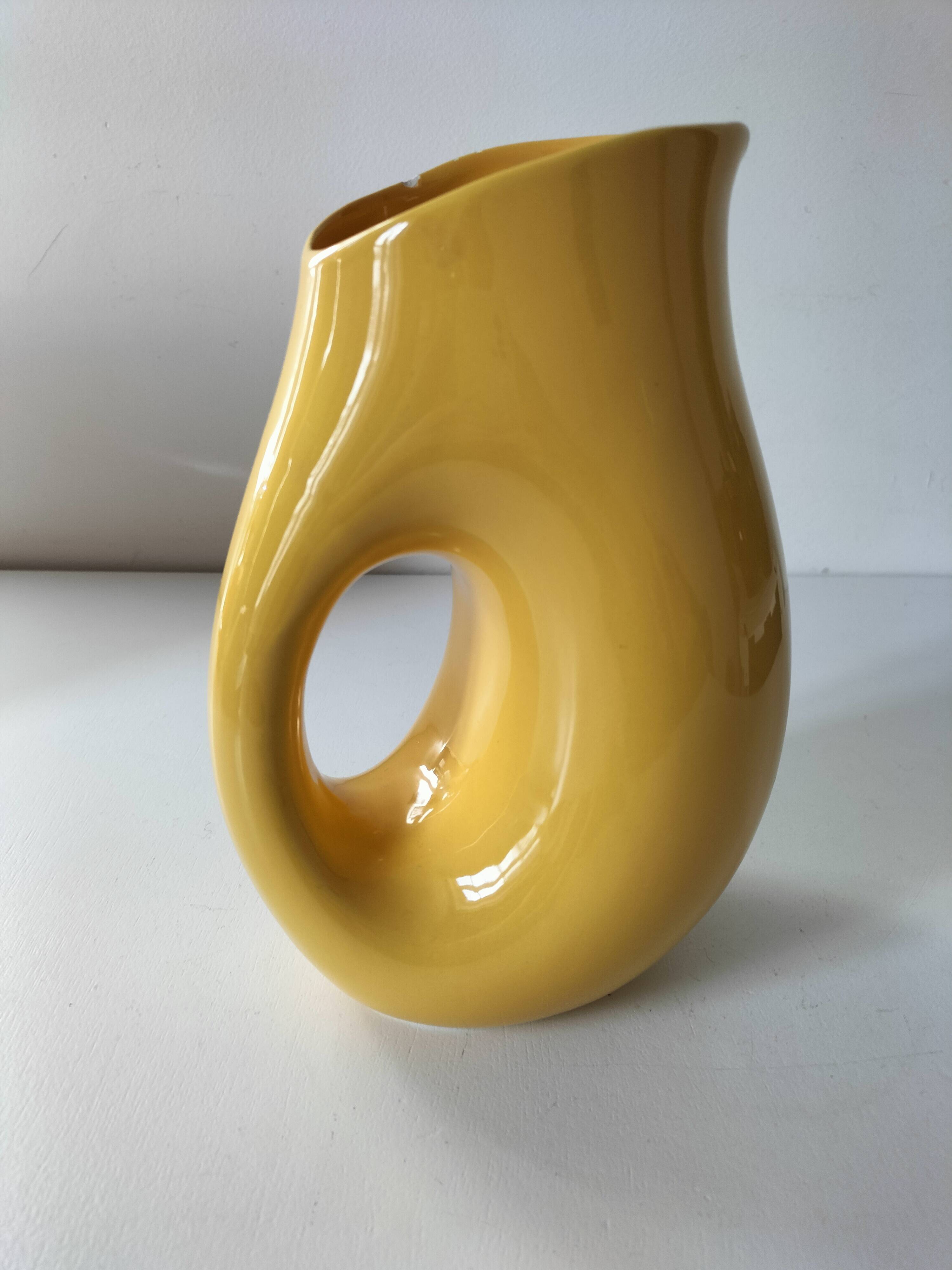 Vintage yellow sculptural pitcher 70s design