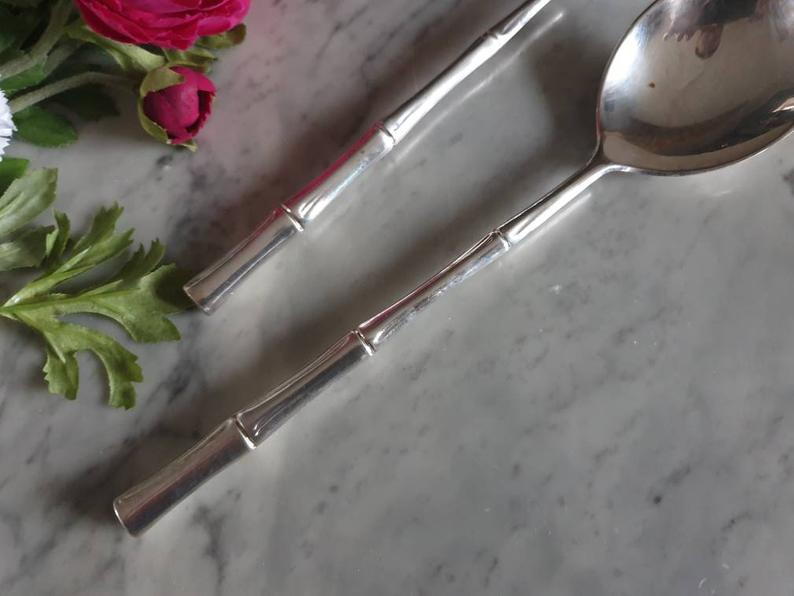 Bamboo service covers covered with antique silver metal salad italy