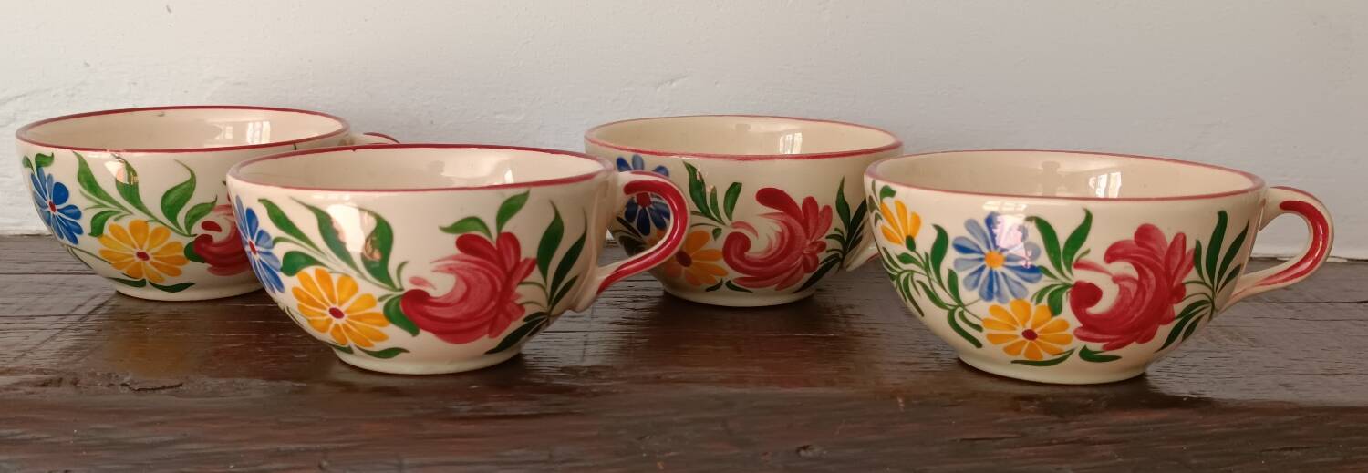 4 earthenware coffee cups from Desvres