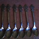 Six teaspoons a Rolex mocha