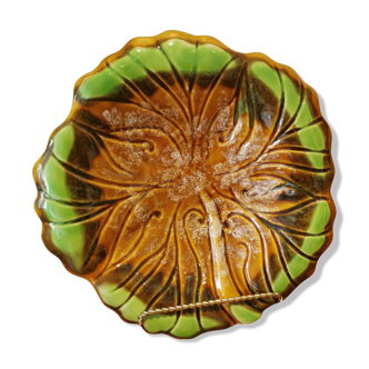 Plat feuille de chou en barbotine