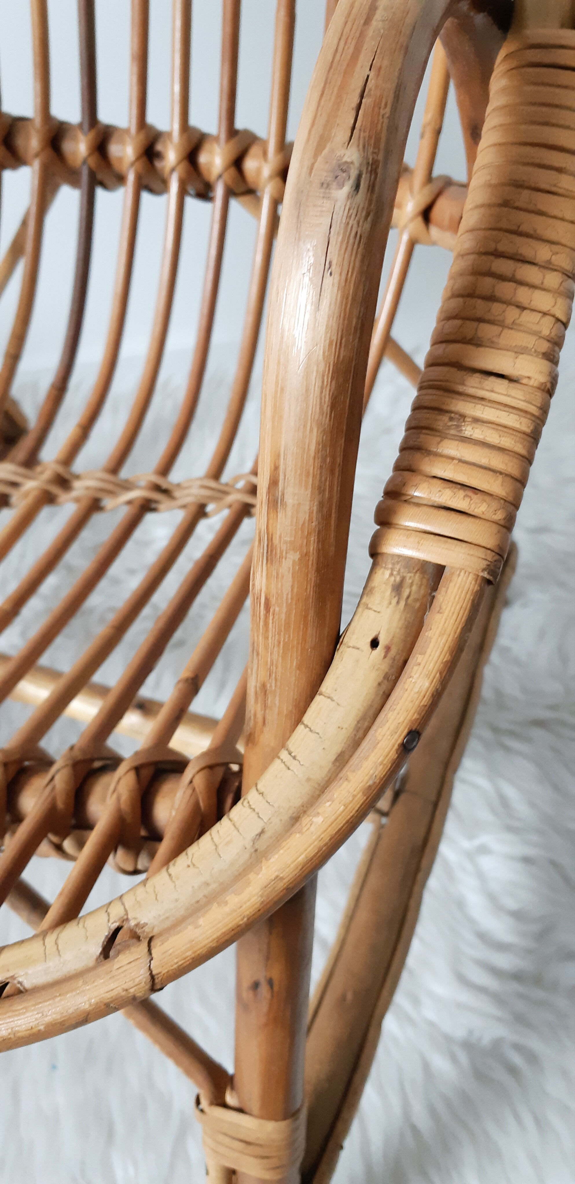 Child rattan basket armchair