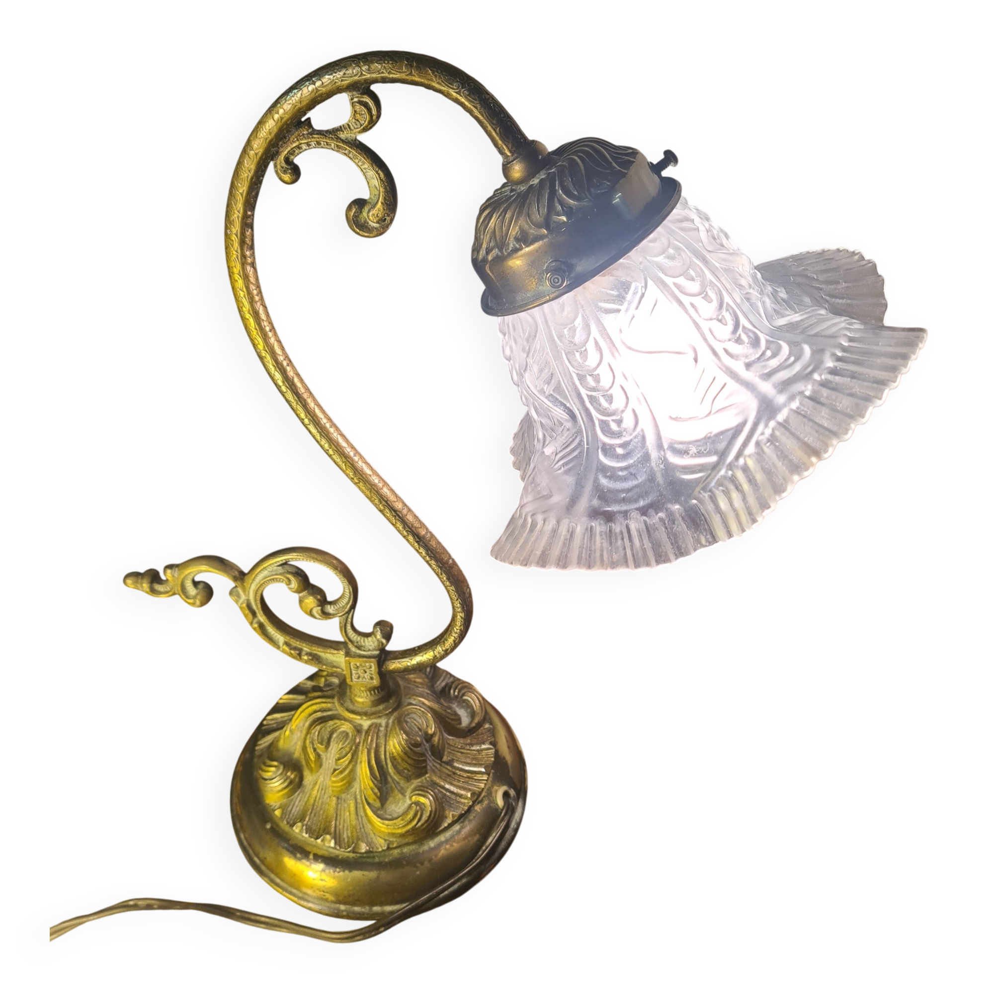 lampe 1900 de bureau ou chevet bronze 28x25 tres belle patine, fonctionne b