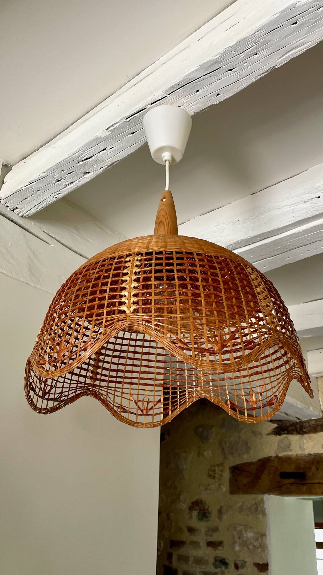 Suspension fleur osier vintage