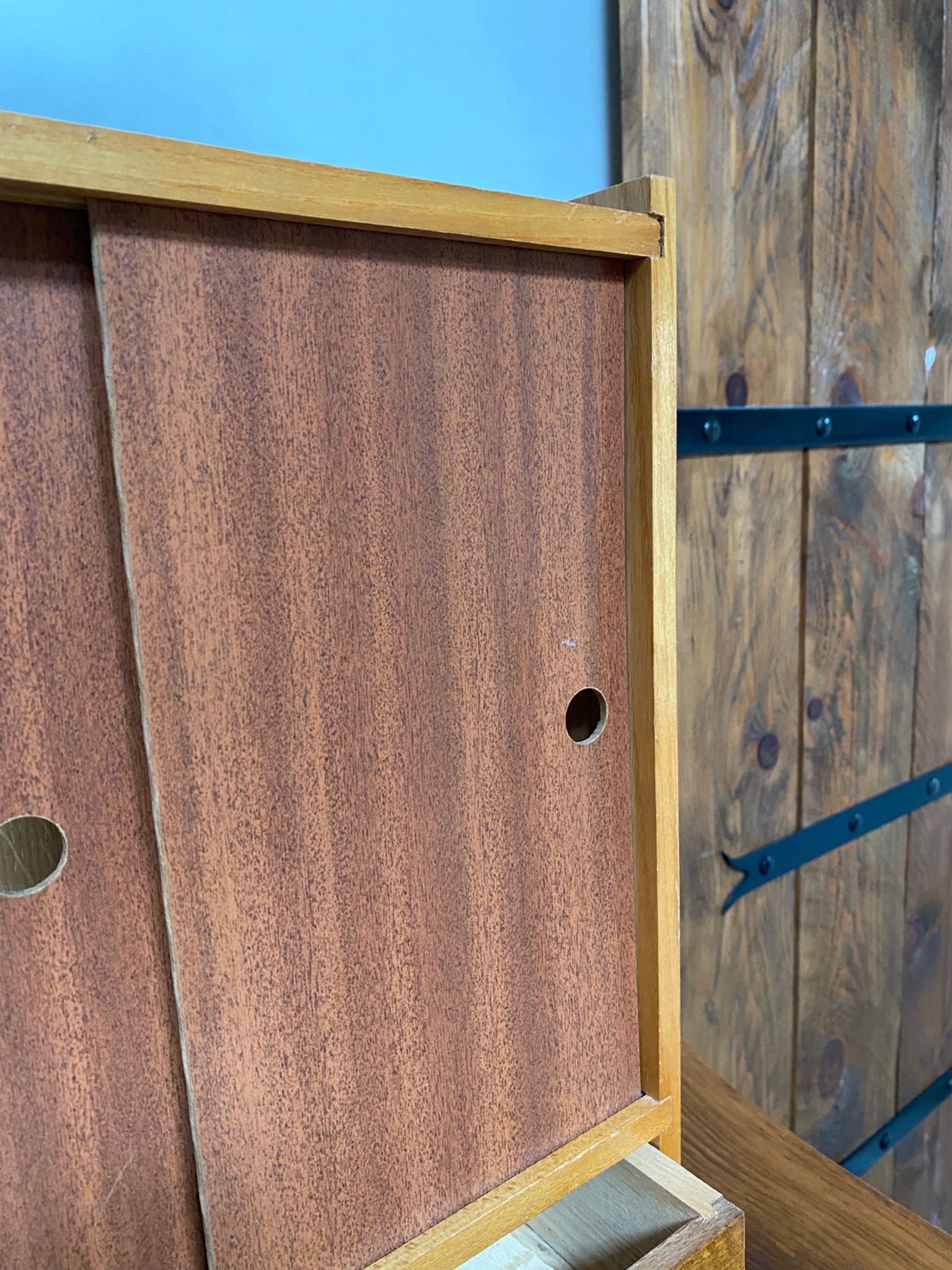 Armoire de rangement