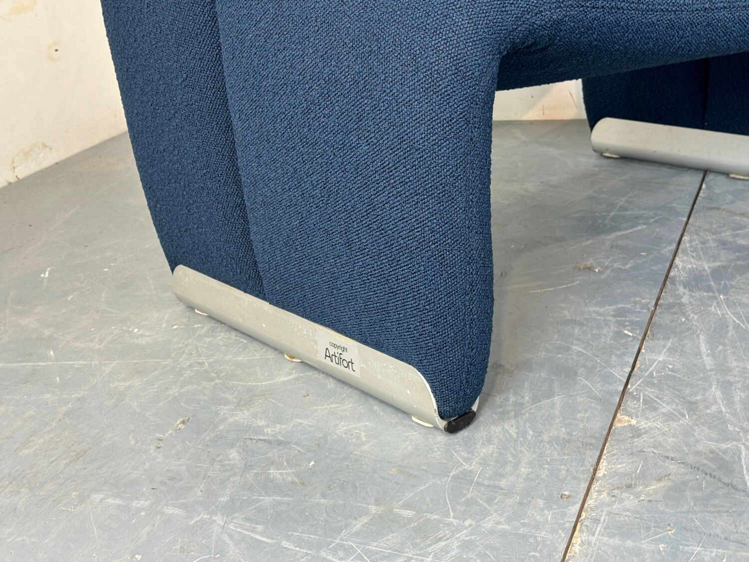 Model F598 M New upholstered Lounge Chair Pierre Paulin for Artifort