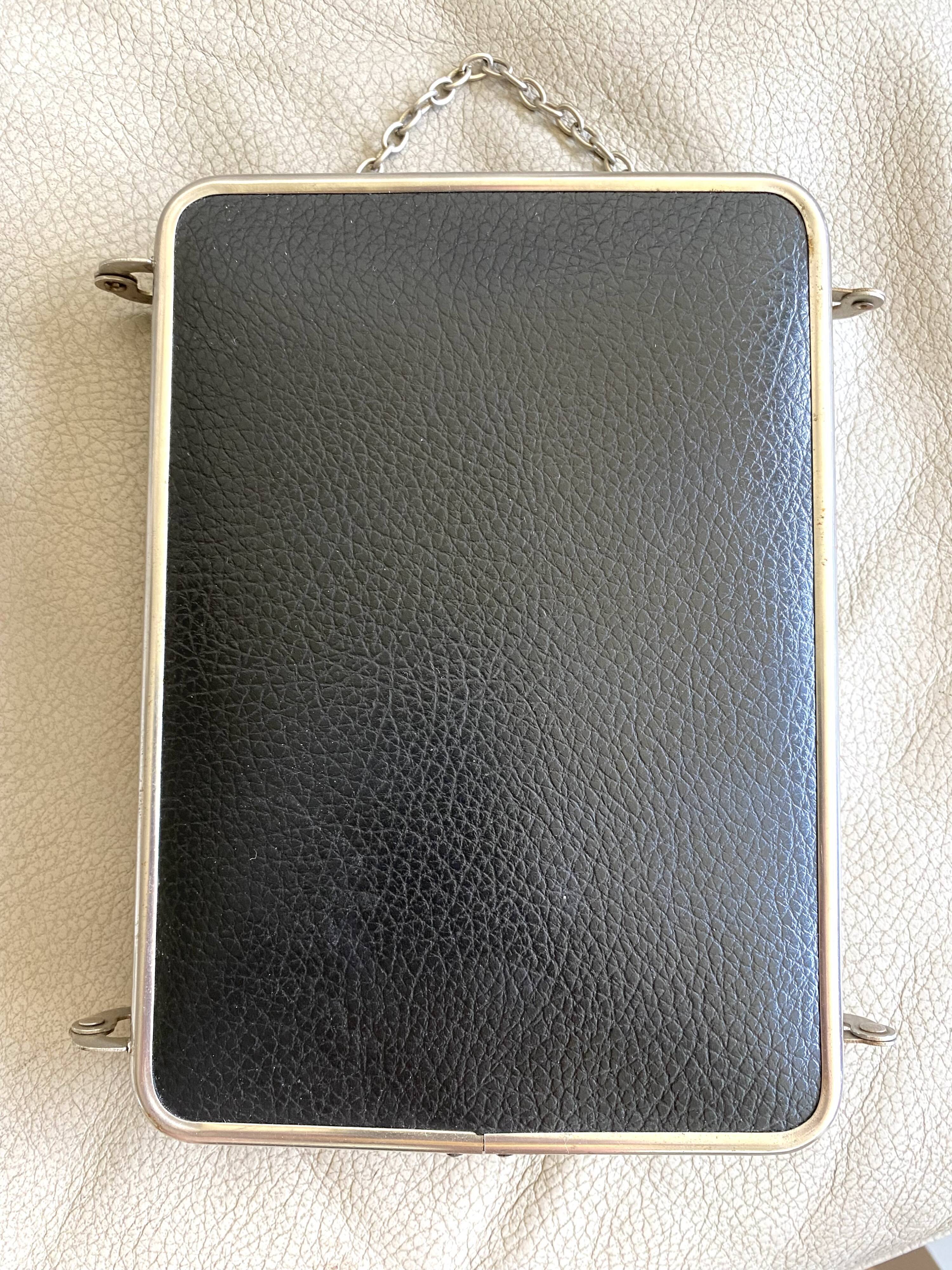 Triptych barber mirror